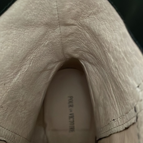 Pour la Victorie Black Leather Heeled Boots - Picture 6 of 7